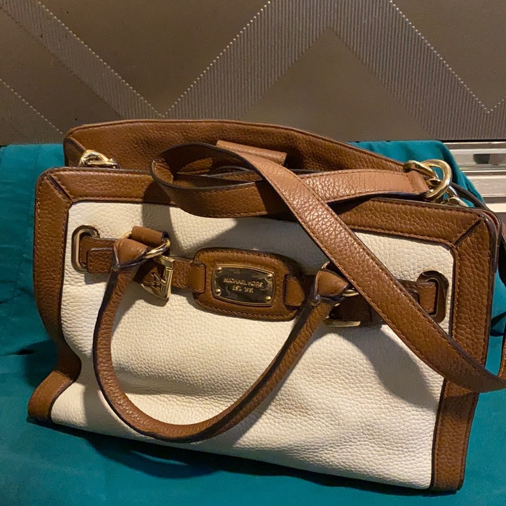 Michael Kors purse